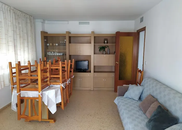 Apartamento Con Vistas Al Mar Y Buena Ubicacion